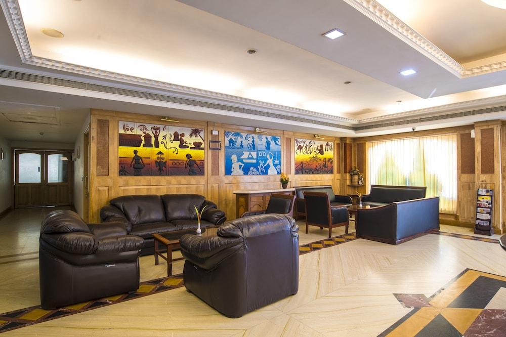 Golf View Hotels & Suites Nedumbassery Εξωτερικό φωτογραφία