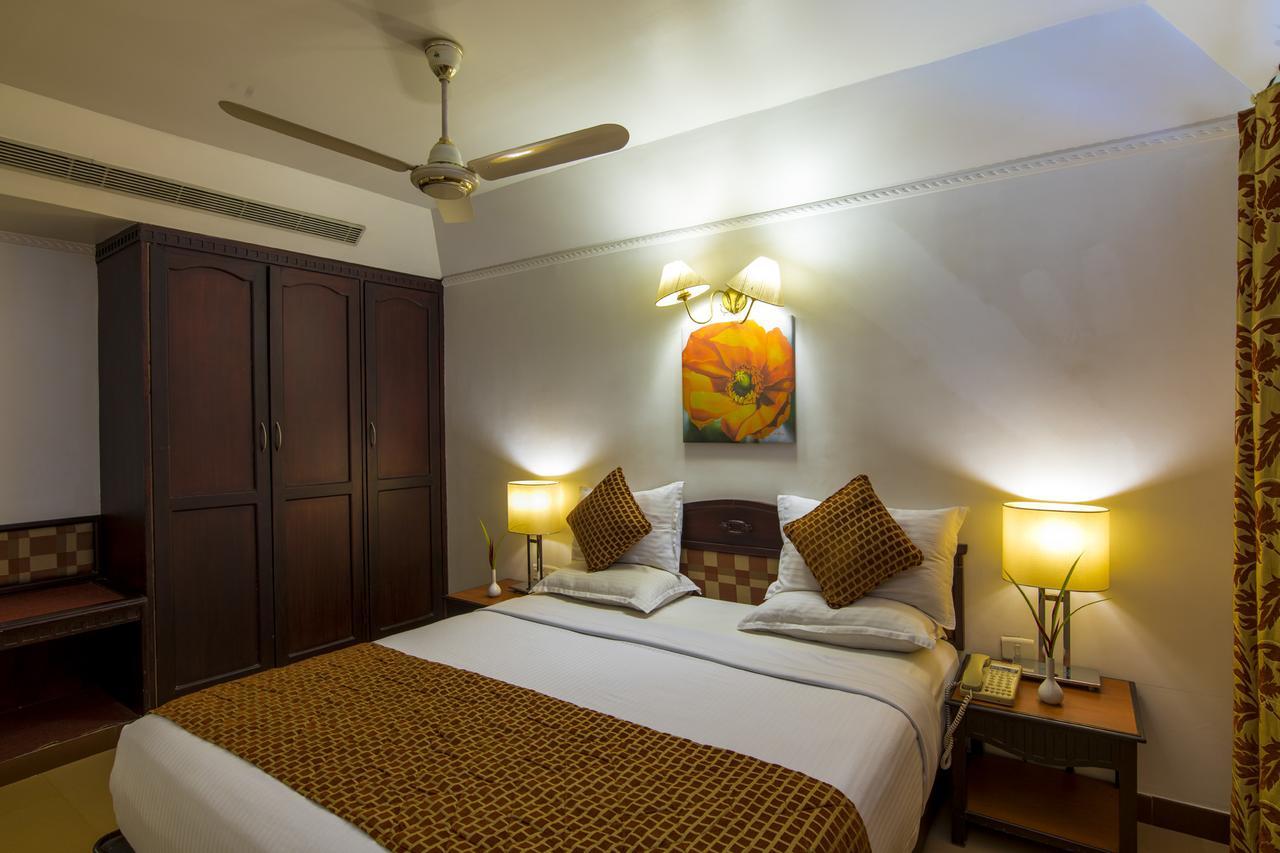 Golf View Hotels & Suites Nedumbassery Εξωτερικό φωτογραφία