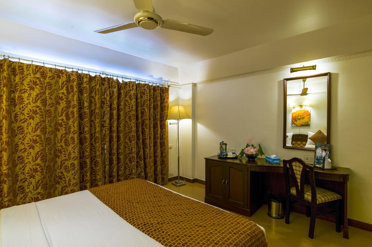 Golf View Hotels & Suites Nedumbassery Εξωτερικό φωτογραφία