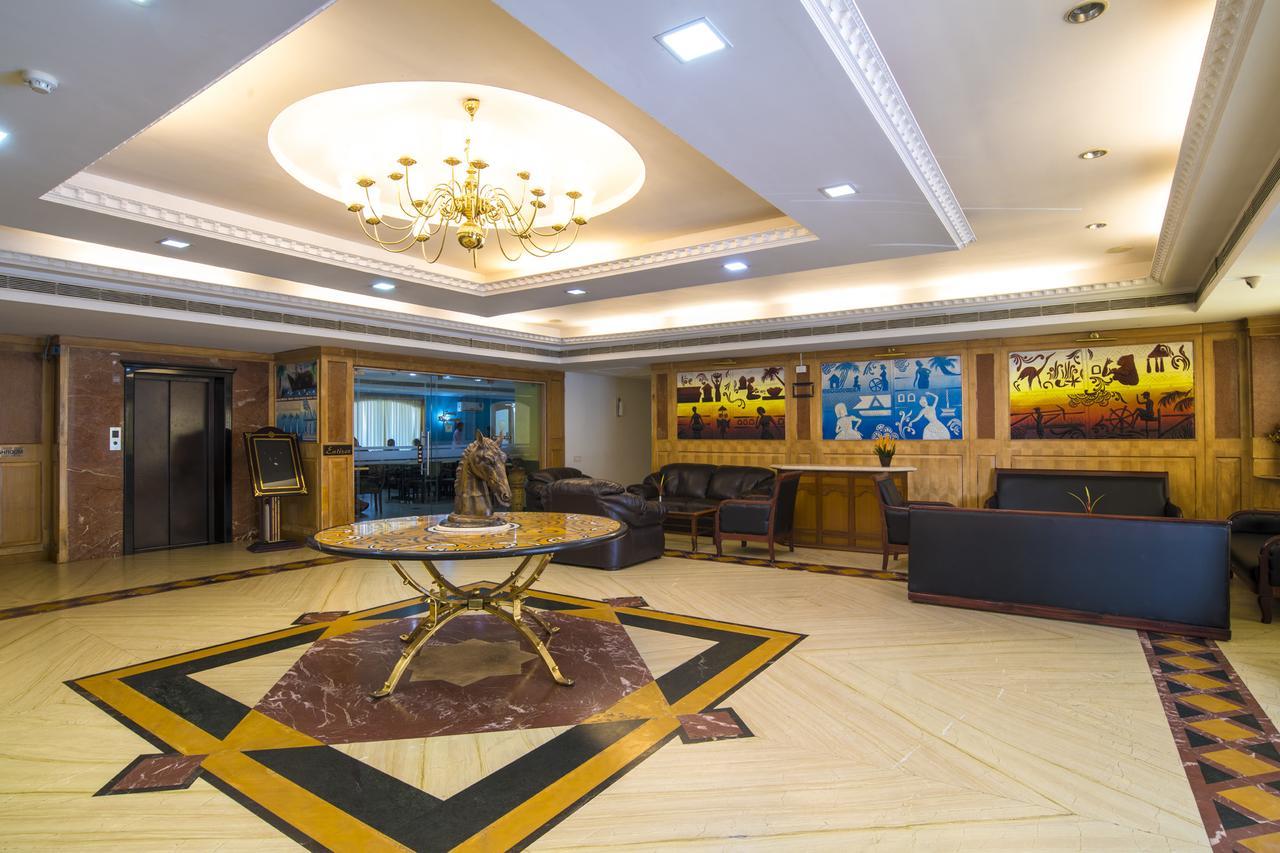 Golf View Hotels & Suites Nedumbassery Εξωτερικό φωτογραφία