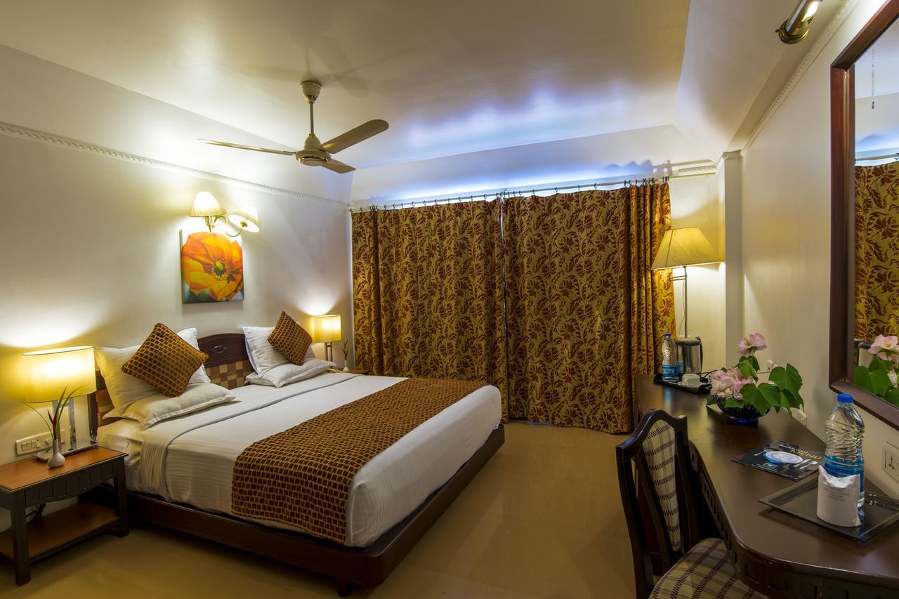 Golf View Hotels & Suites Nedumbassery Εξωτερικό φωτογραφία